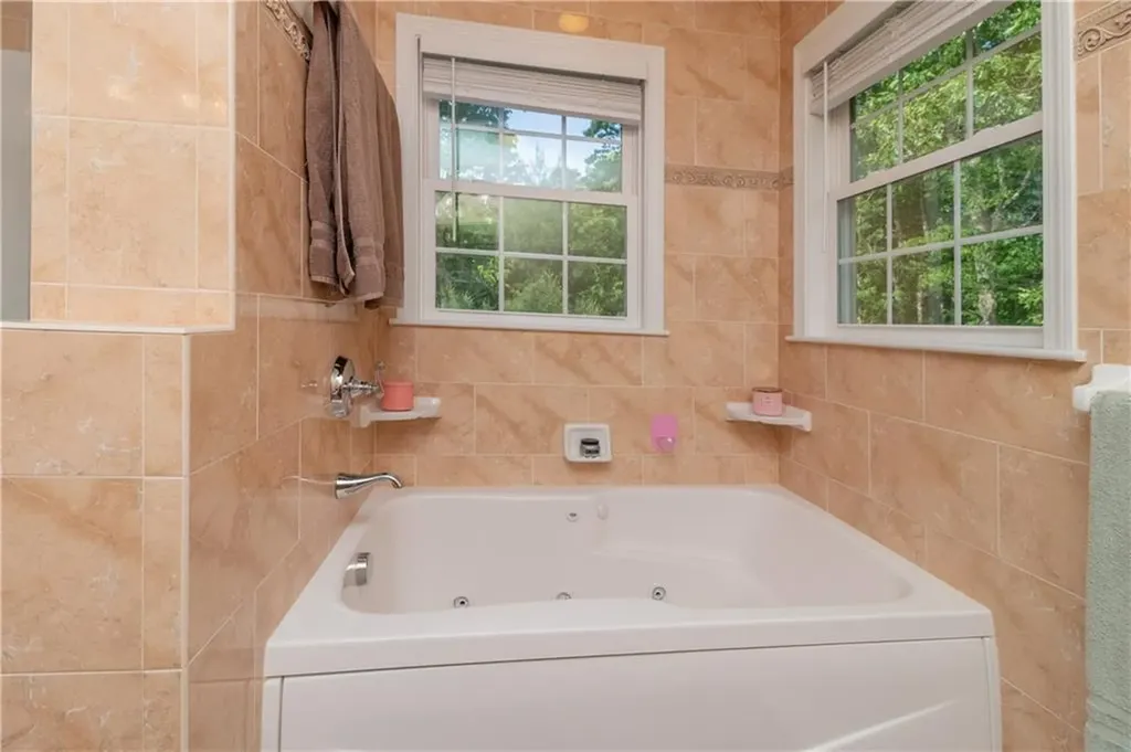 2 Douglas Fir Way Coventry RI 02816