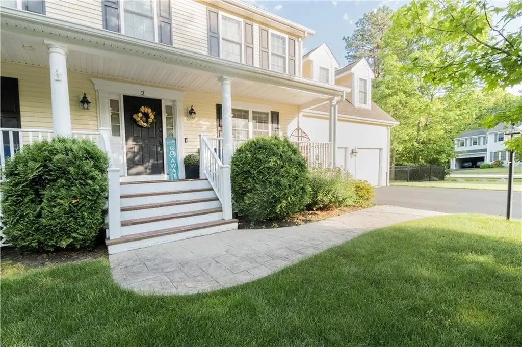 2 Douglas Fir Way Coventry RI 02816