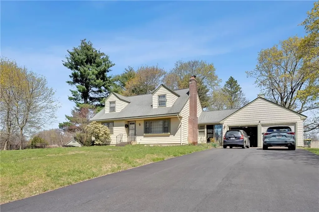 47 Brayton Road Smithfield RI 02917