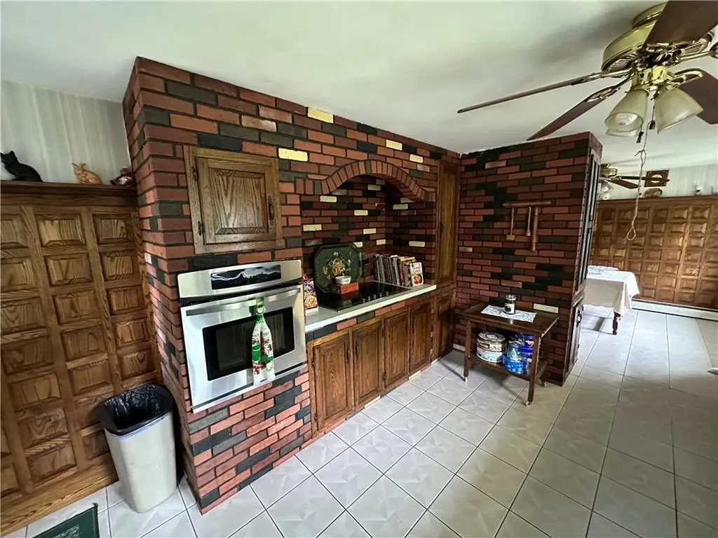 27 Bishop Hill Road Johnston RI 02919