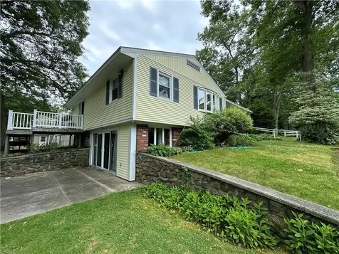 27 Bishop Hill Road Johnston RI 02919