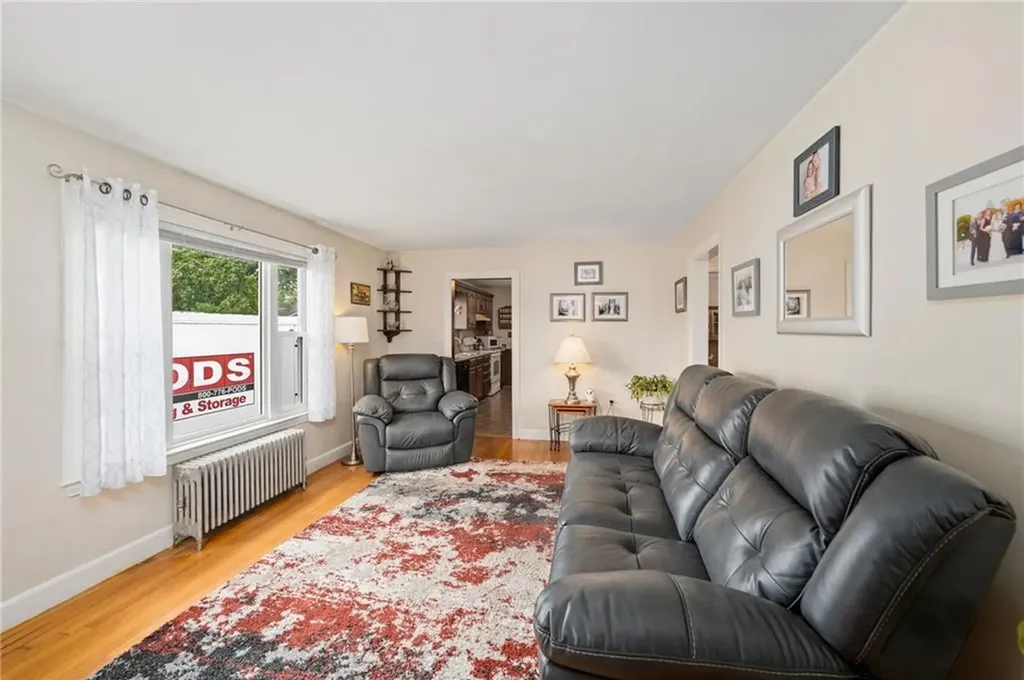 104 Benedict Street Pawtucket RI 02861