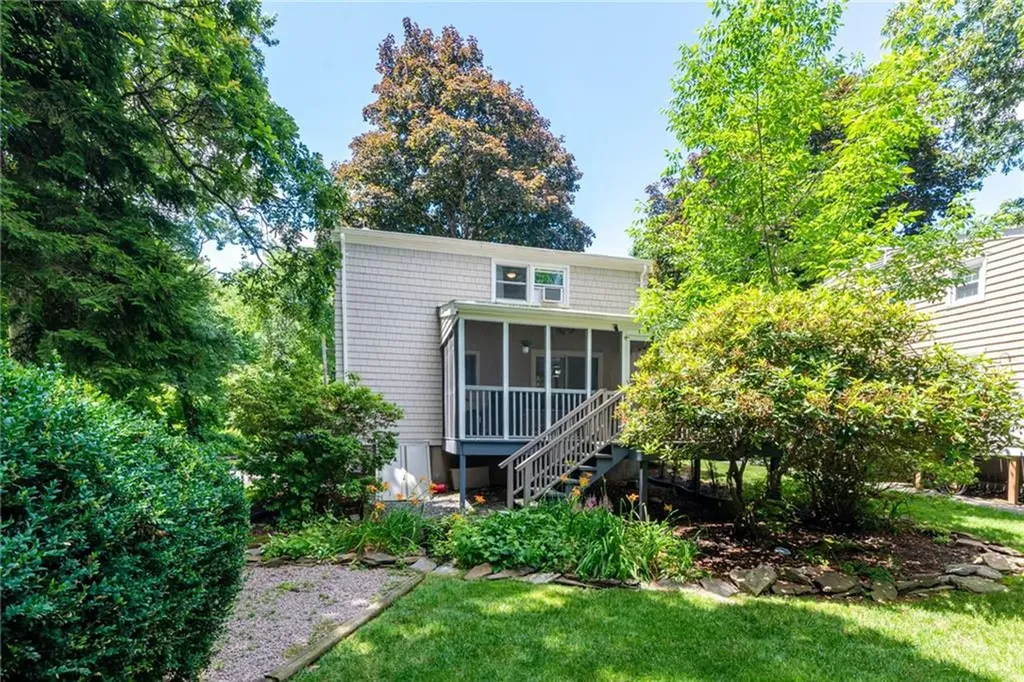 12 Sprague Street Cumberland RI 02864