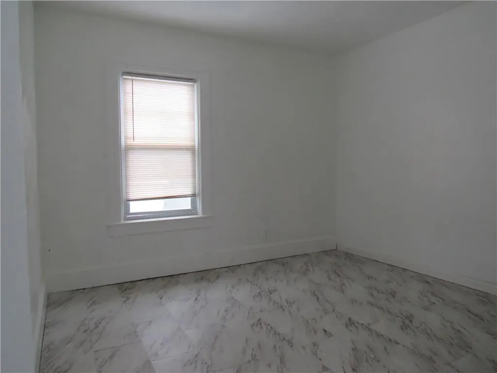 438 East Avenue Pawtucket RI 02860