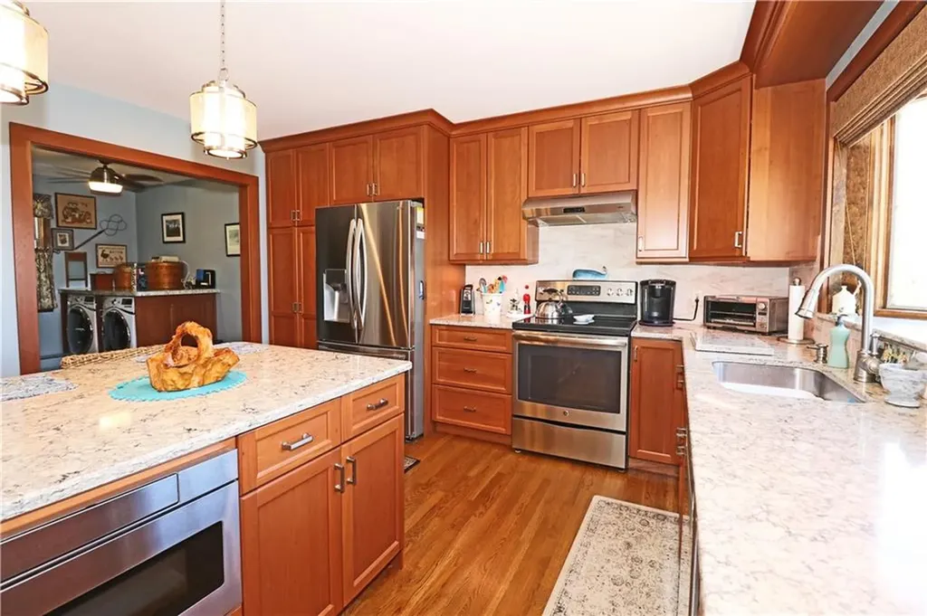 213 Ethel Drive Portsmouth RI 02871