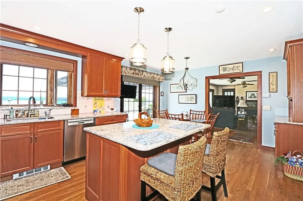 213 Ethel Drive Portsmouth RI 02871