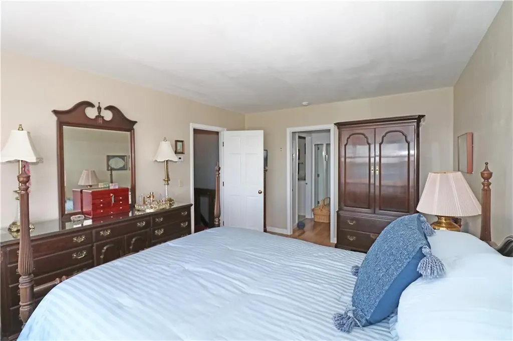 213 Ethel Drive Portsmouth RI 02871