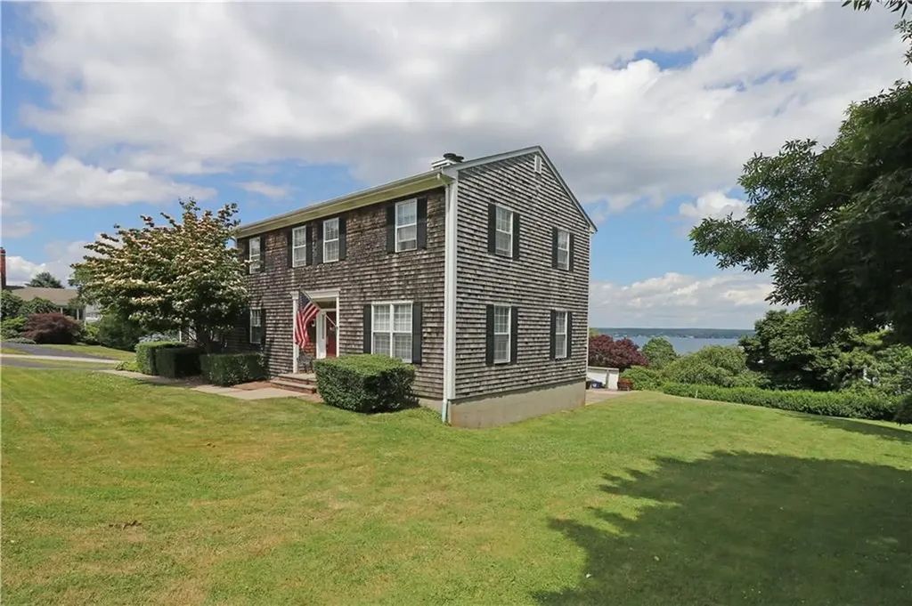213 Ethel Drive Portsmouth RI 02871