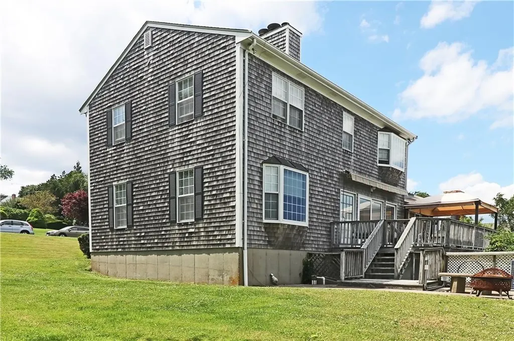 213 Ethel Drive Portsmouth RI 02871