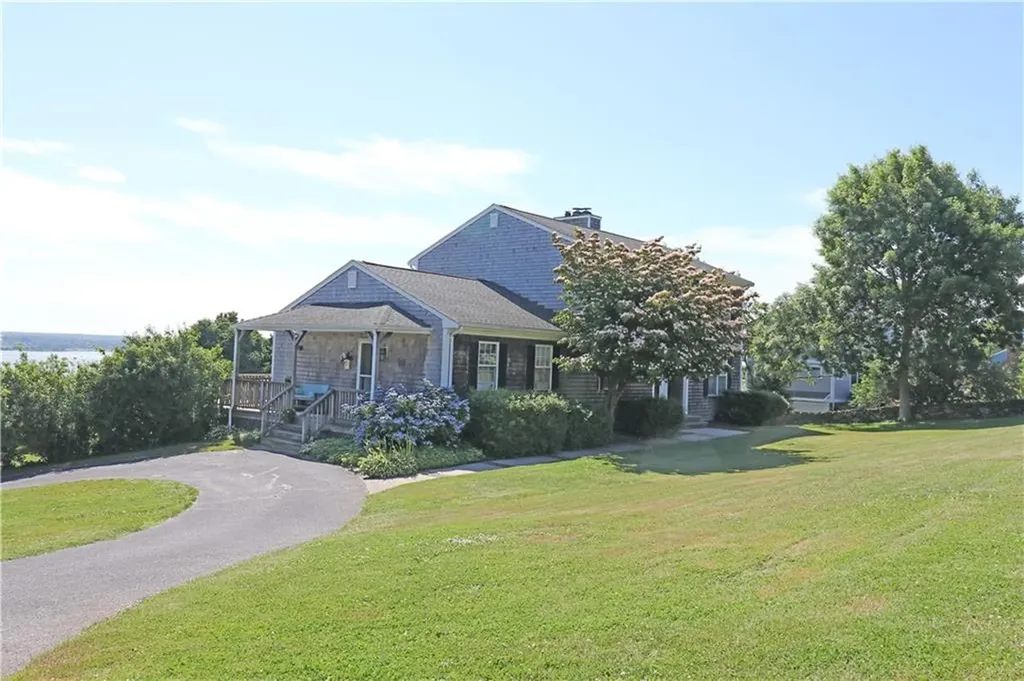 213 Ethel Drive Portsmouth RI 02871