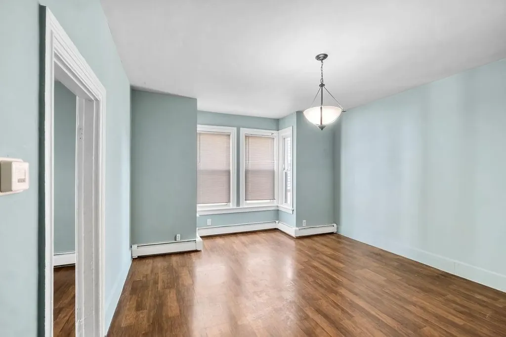 38 40 Taylor Street Providence RI 02907