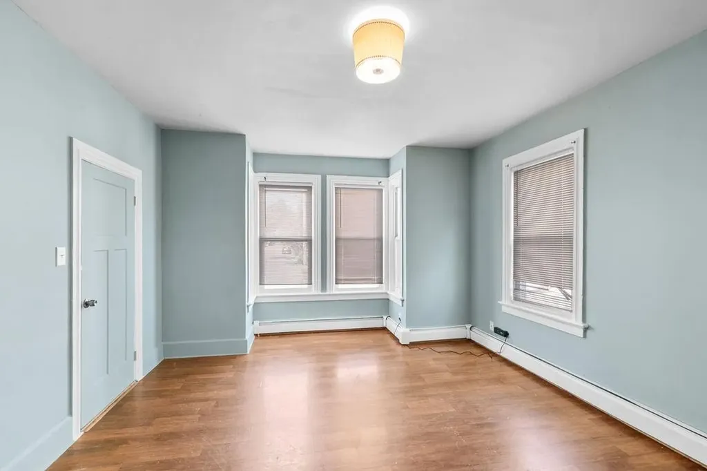 38 40 Taylor Street Providence RI 02907