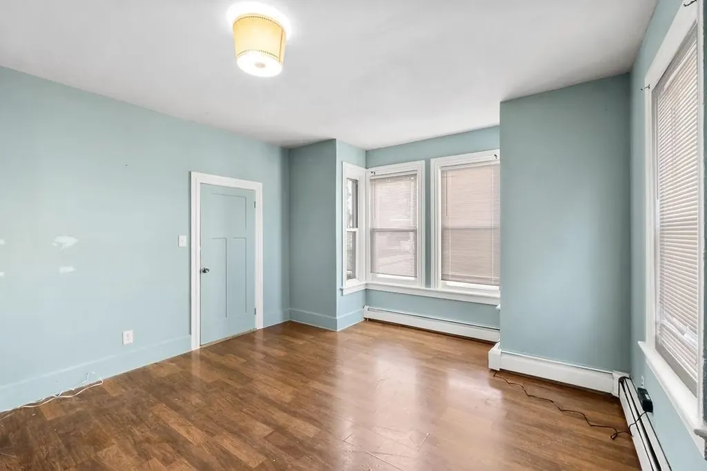 38 40 Taylor Street Providence RI 02907