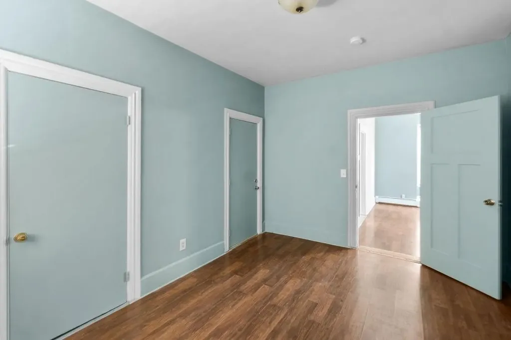 38 40 Taylor Street Providence RI 02907