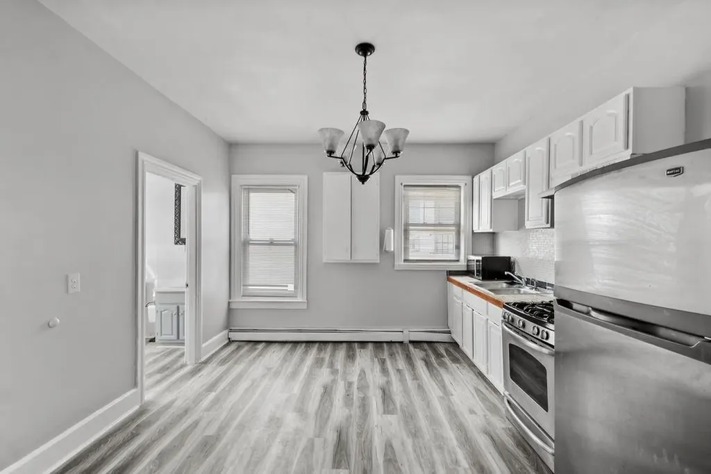 38 40 Taylor Street Providence RI 02907