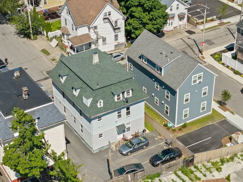 38 40 Taylor Street Providence RI 02907