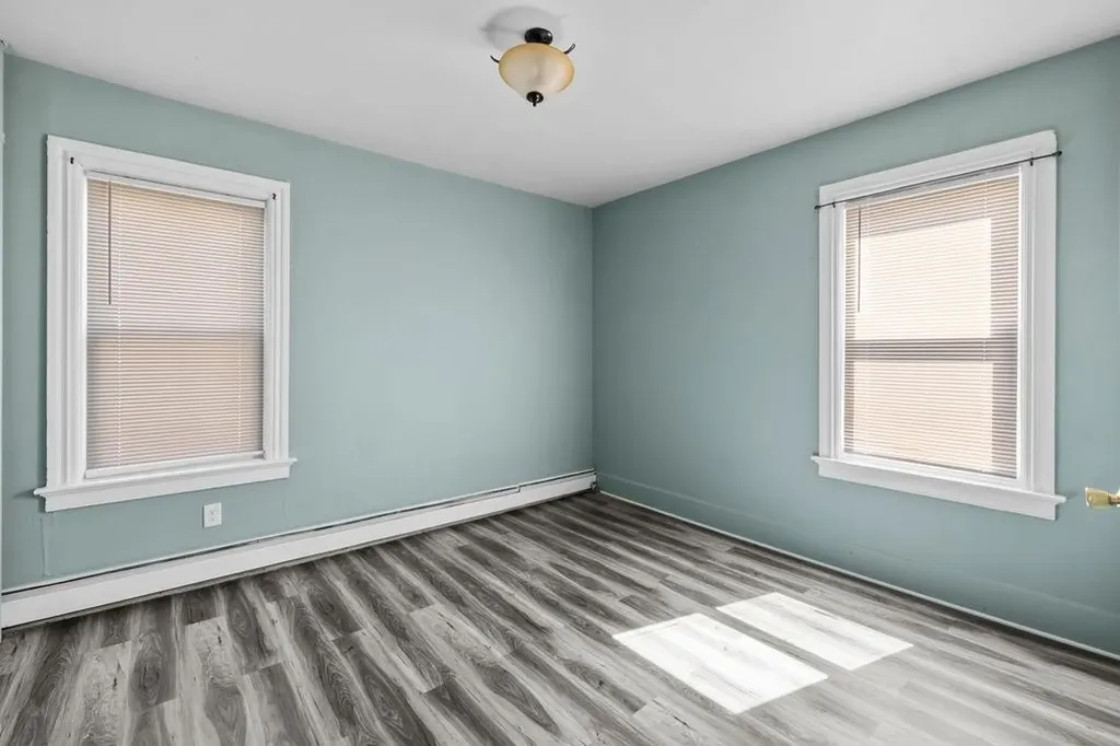 38 40 Taylor Street Providence RI 02907