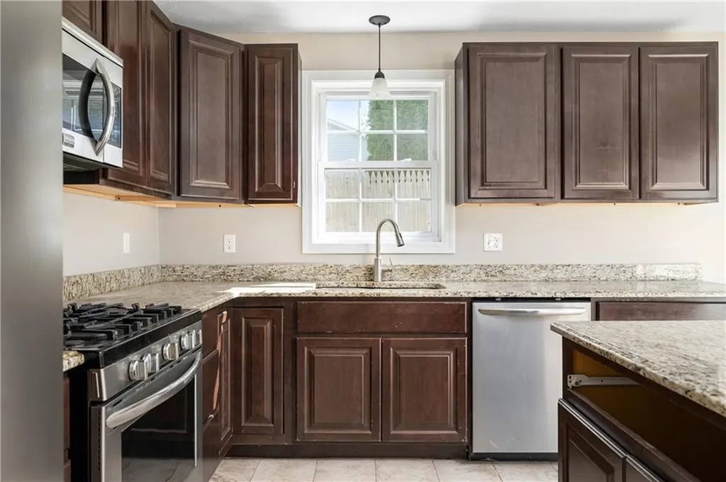 18 Grand Avenue Cumberland RI 02864