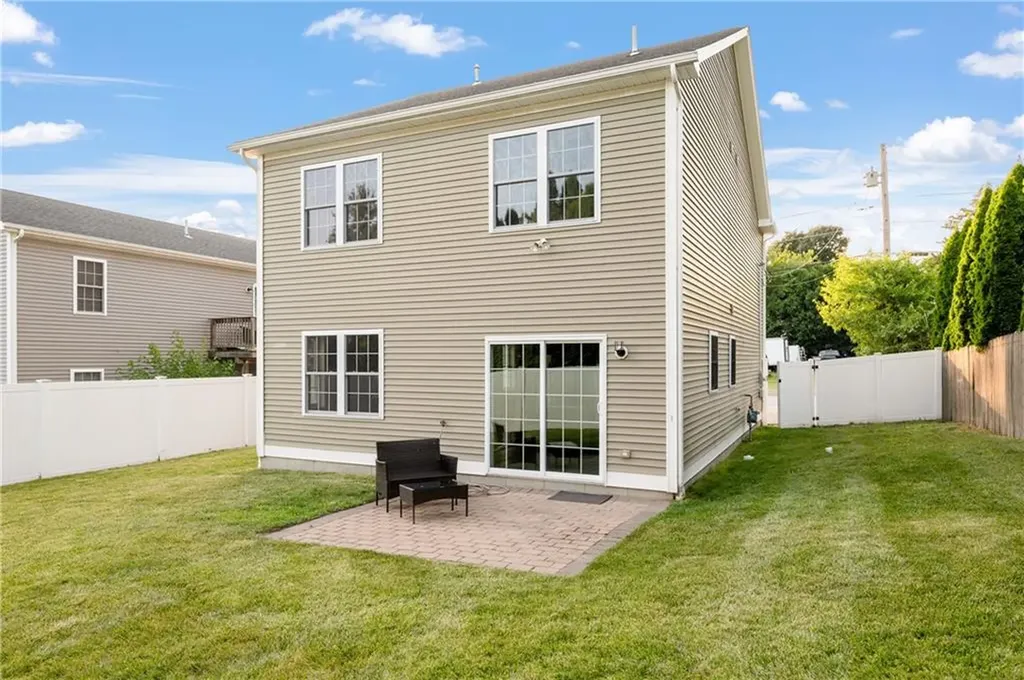 18 Grand Avenue Cumberland RI 02864