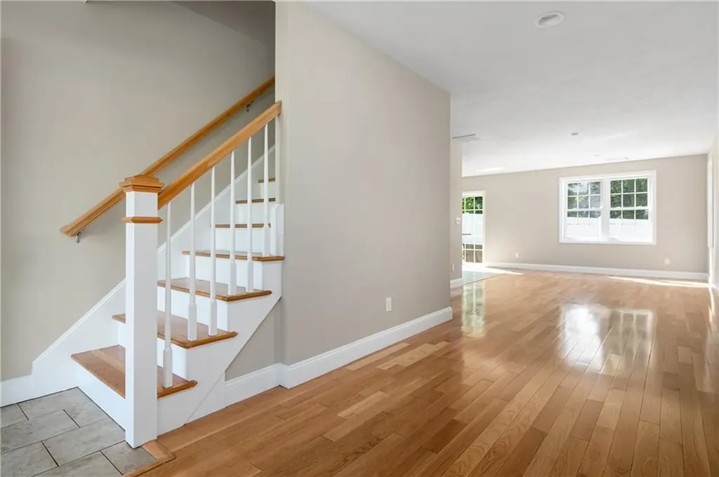 18 Grand Avenue Cumberland RI 02864