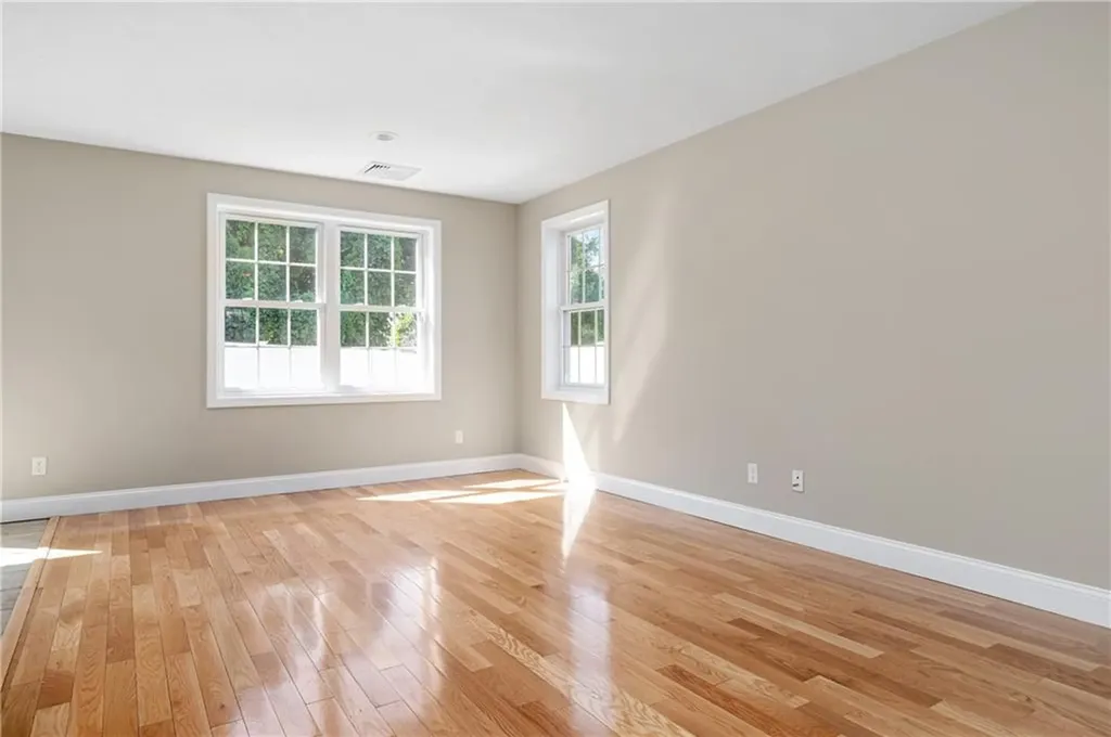 18 Grand Avenue Cumberland RI 02864