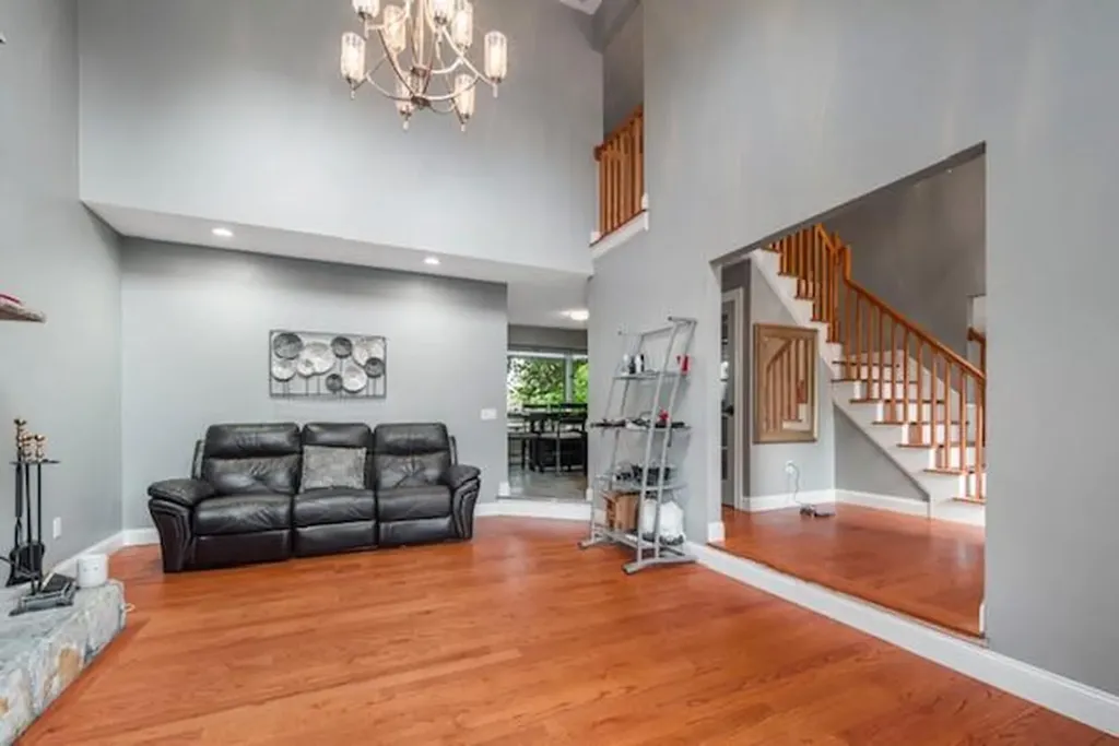 125 Mystery Farms Drive Cranston RI 02921