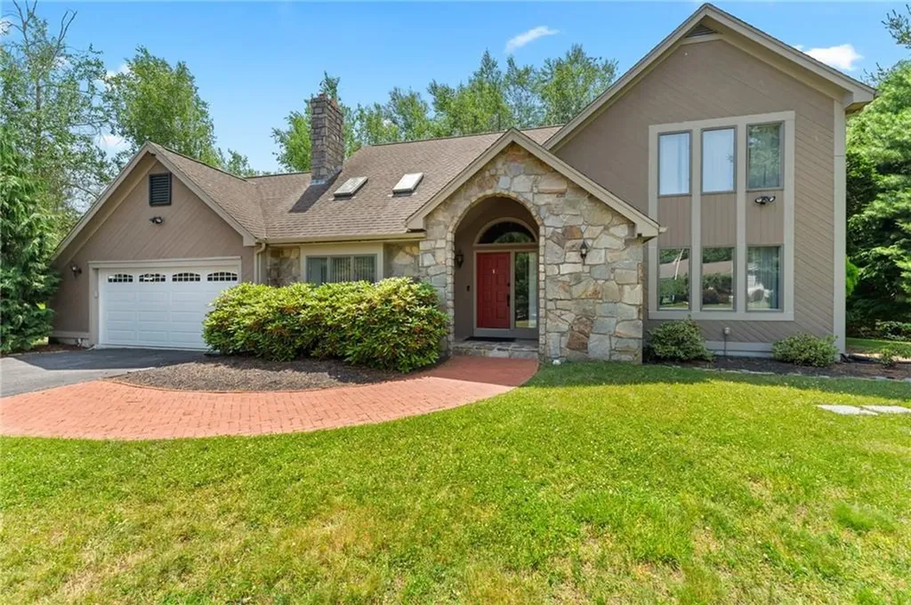 125 Mystery Farms Drive Cranston RI 02921