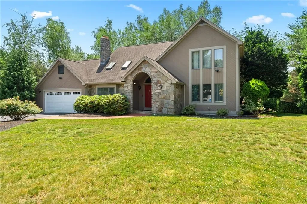 125 Mystery Farms Drive Cranston RI 02921