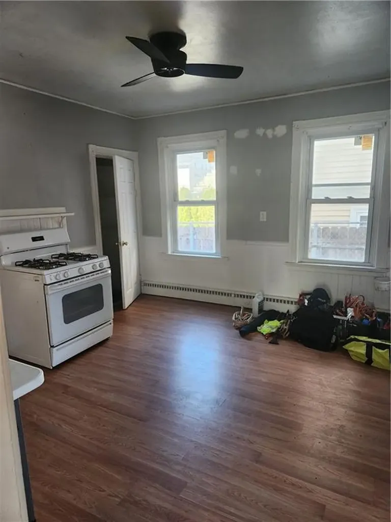 333 335 Orms Street Providence RI 02908