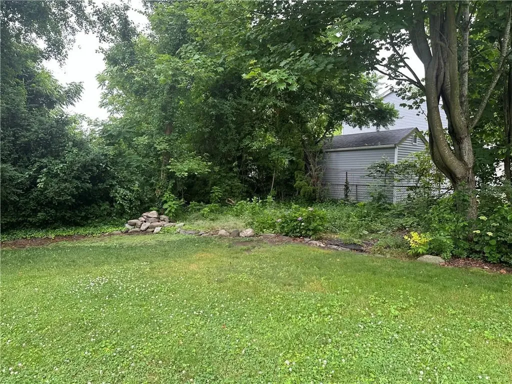 128 Riverside Street Portsmouth RI 02871