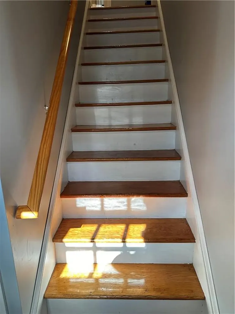 336 Elm Street Warwick RI 02888
