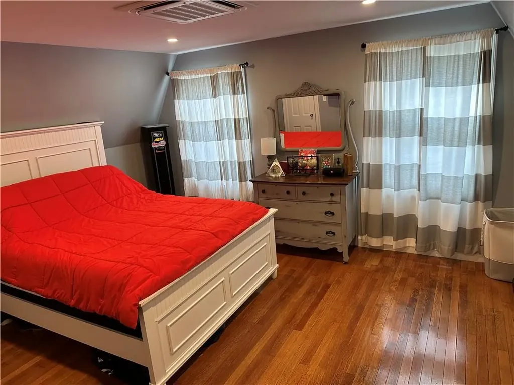 336 Elm Street Warwick RI 02888