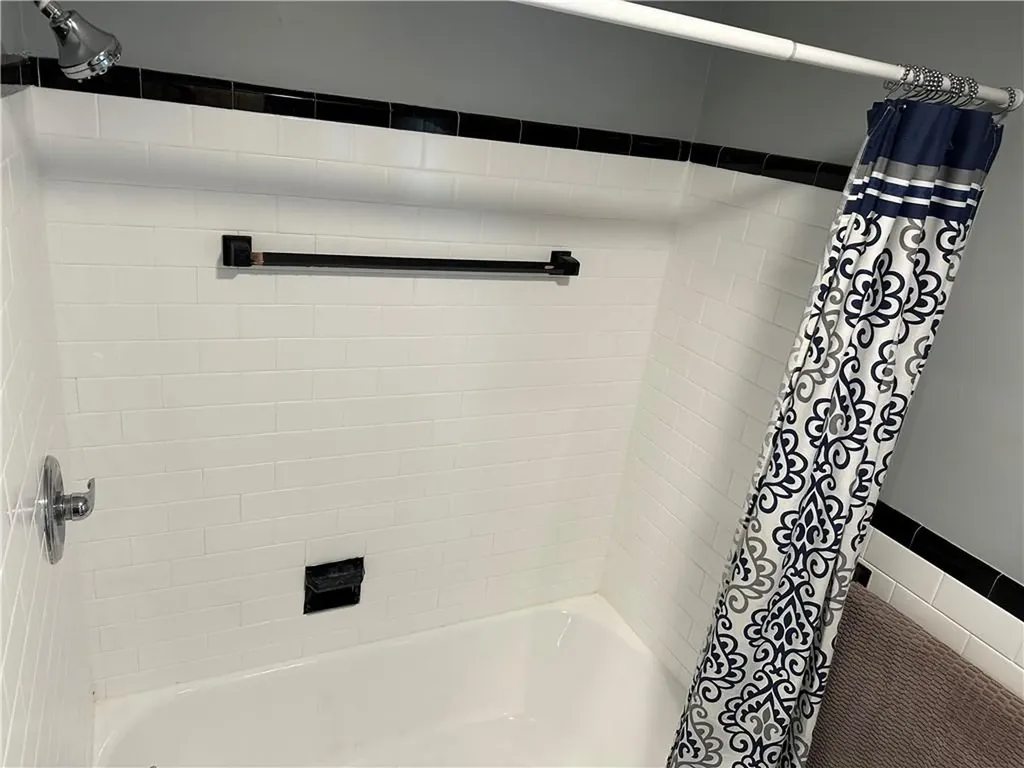 336 Elm Street Warwick RI 02888