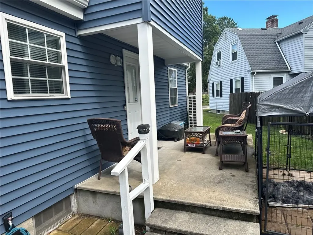 336 Elm Street Warwick RI 02888