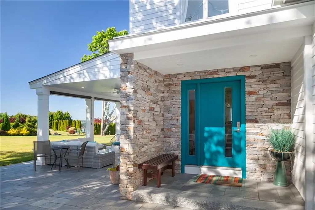 554 Sandy Point Avenue Portsmouth RI 02871