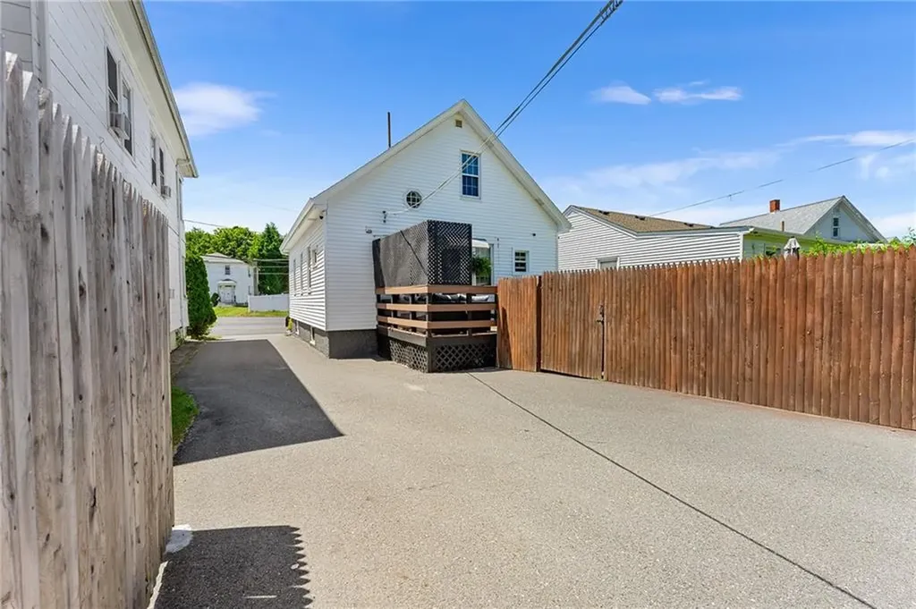 7 Southern Street Cranston RI 02920