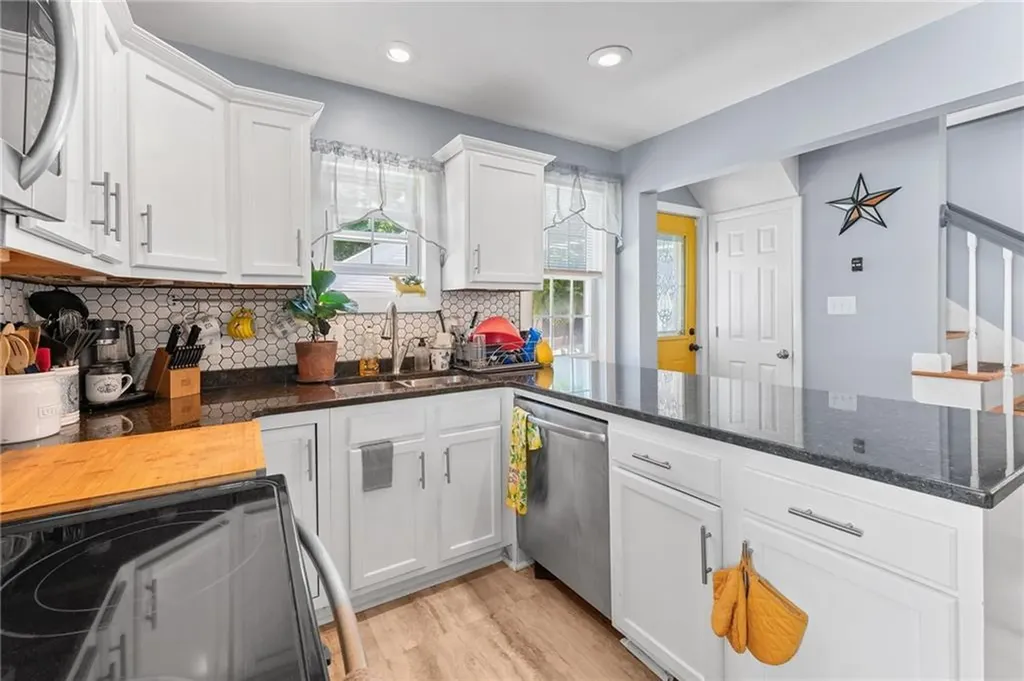 7 Southern Street Cranston RI 02920
