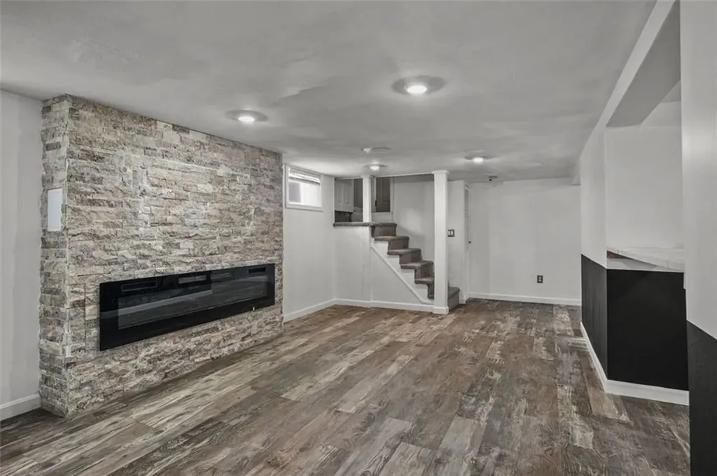 33 Crawford Street Cranston RI 02910