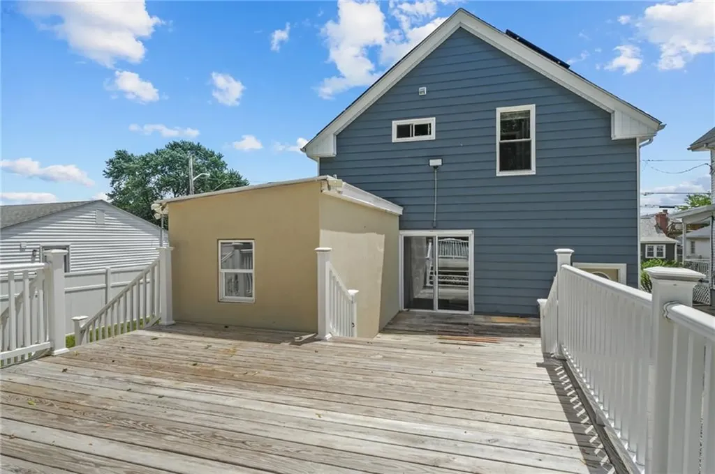 33 Crawford Street Cranston RI 02910