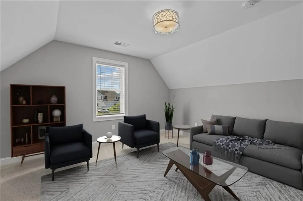87 Camden Lane Cranston RI 02921