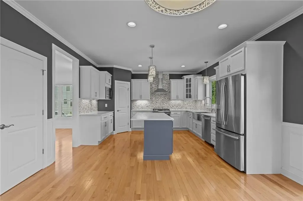 87 Camden Lane Cranston RI 02921