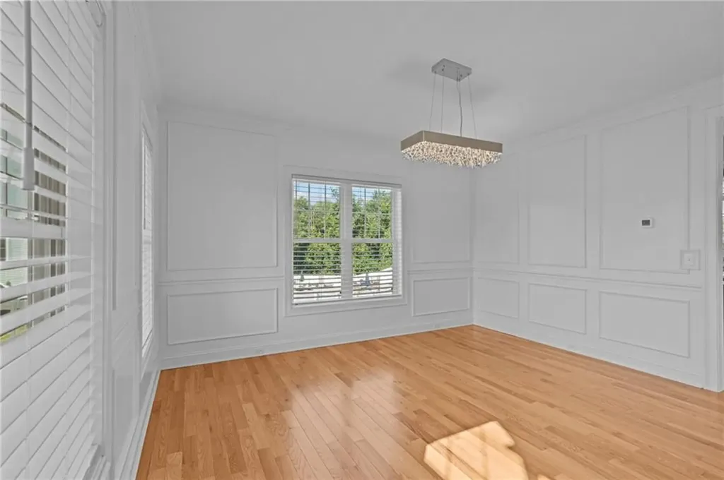 87 Camden Lane Cranston RI 02921