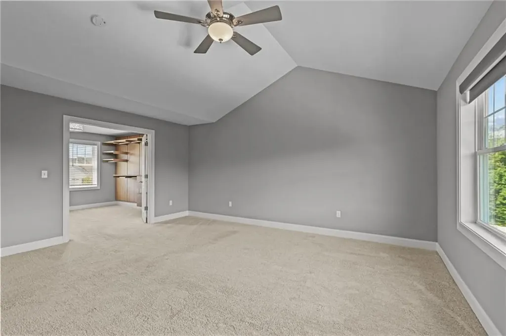 87 Camden Lane Cranston RI 02921