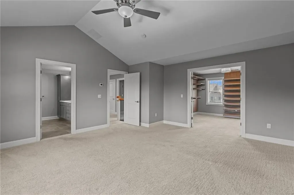 87 Camden Lane Cranston RI 02921