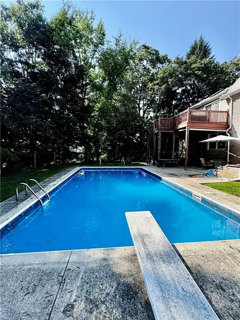 74 Mountain Laurel Drive Cranston RI 02920