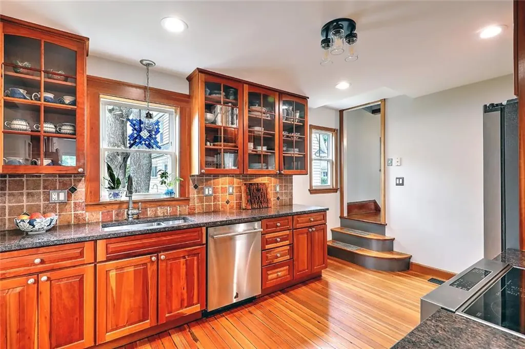 54 Strathmore Road Cranston RI 02905