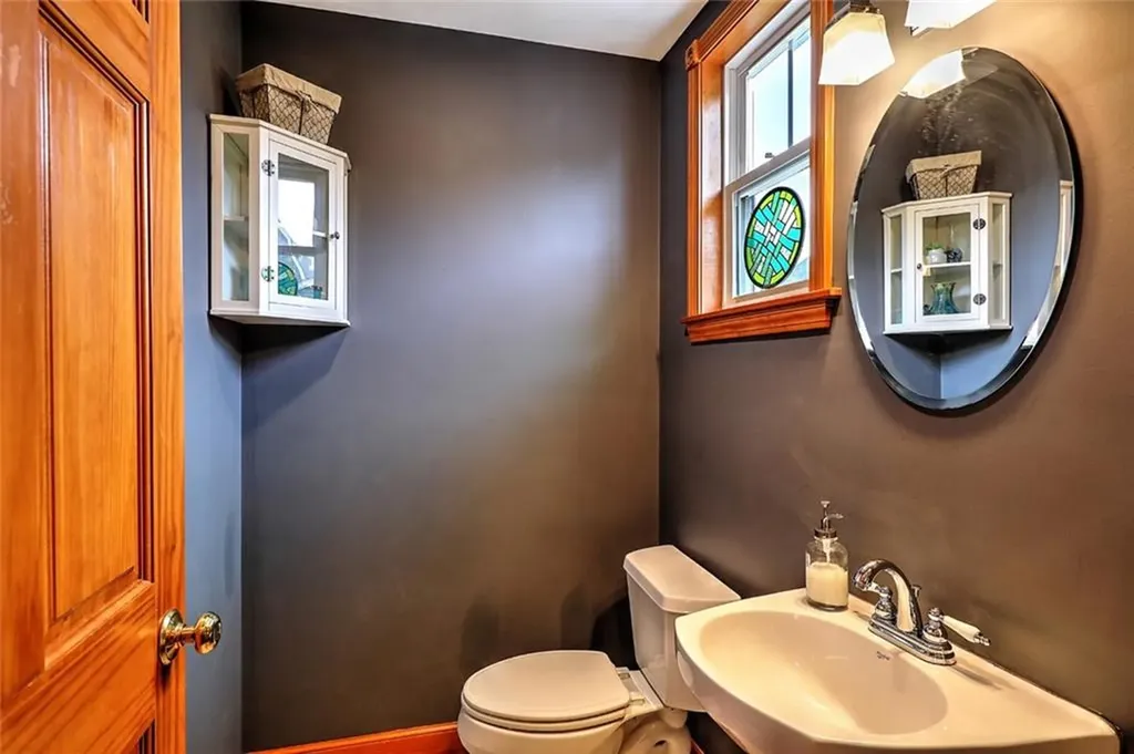 54 Strathmore Road Cranston RI 02905