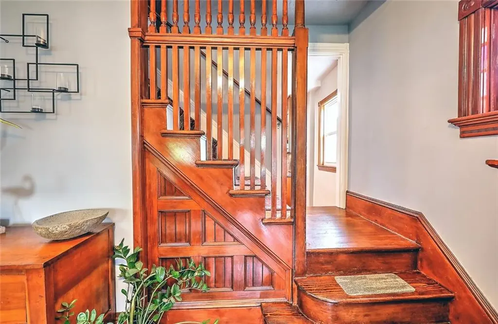 54 Strathmore Road Cranston RI 02905