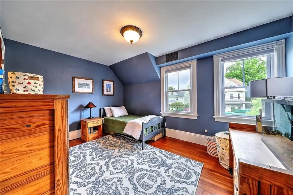 54 Strathmore Road Cranston RI 02905
