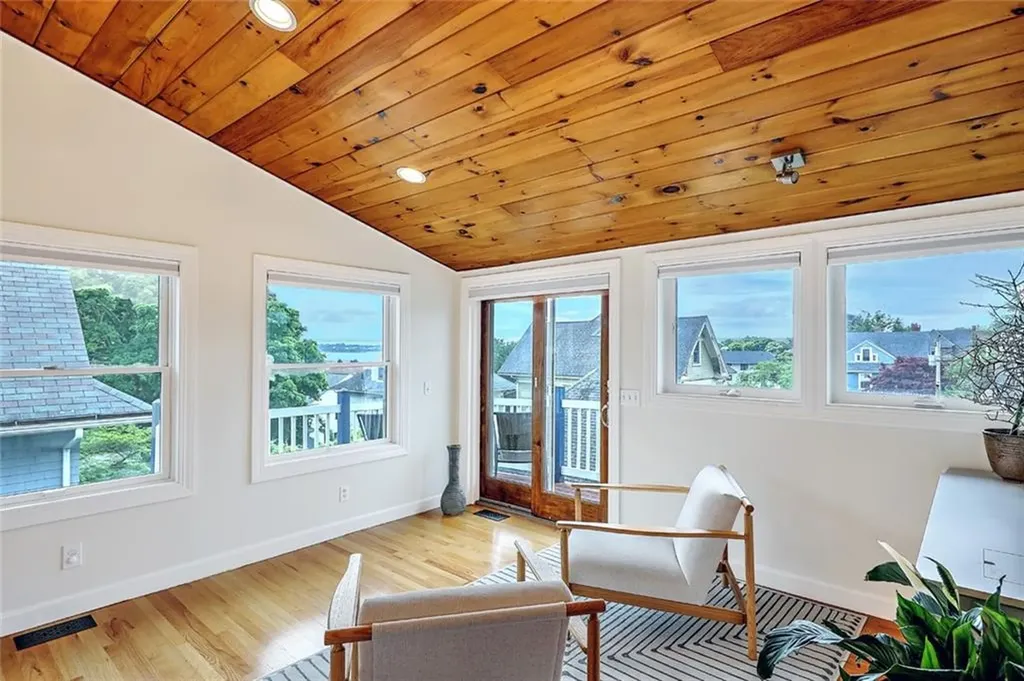54 Strathmore Road Cranston RI 02905